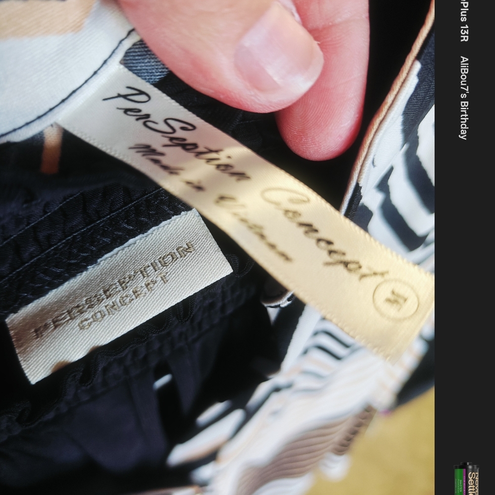 Size M - Picture 2 of 6